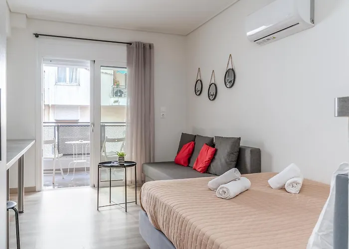 Elvita Apartments 4